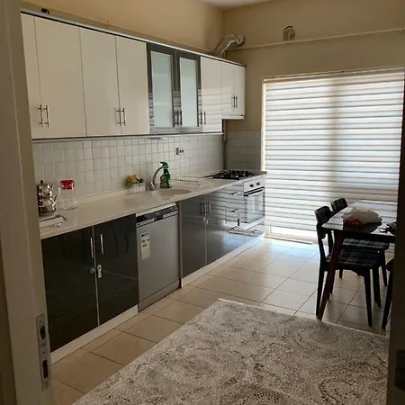 Merkez Lux Daire בורסה